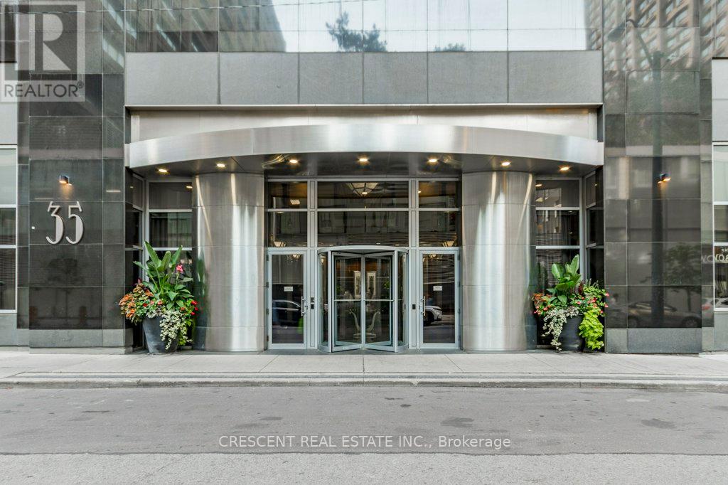 35 Balmuto Street, Toronto, Ontario  M4Y 0A3 - Photo 31 - C12478120