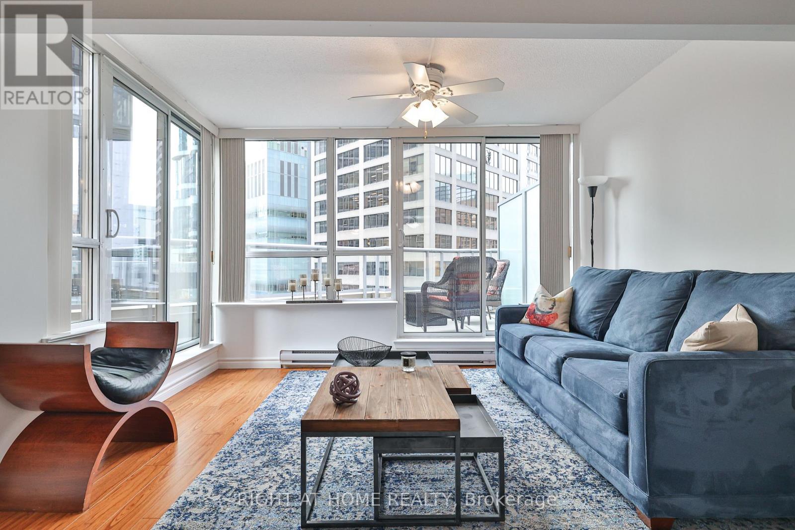 615 - 711 Bay Street S, Toronto, Ontario  M5G 2J8 - Photo 5 - C12478131