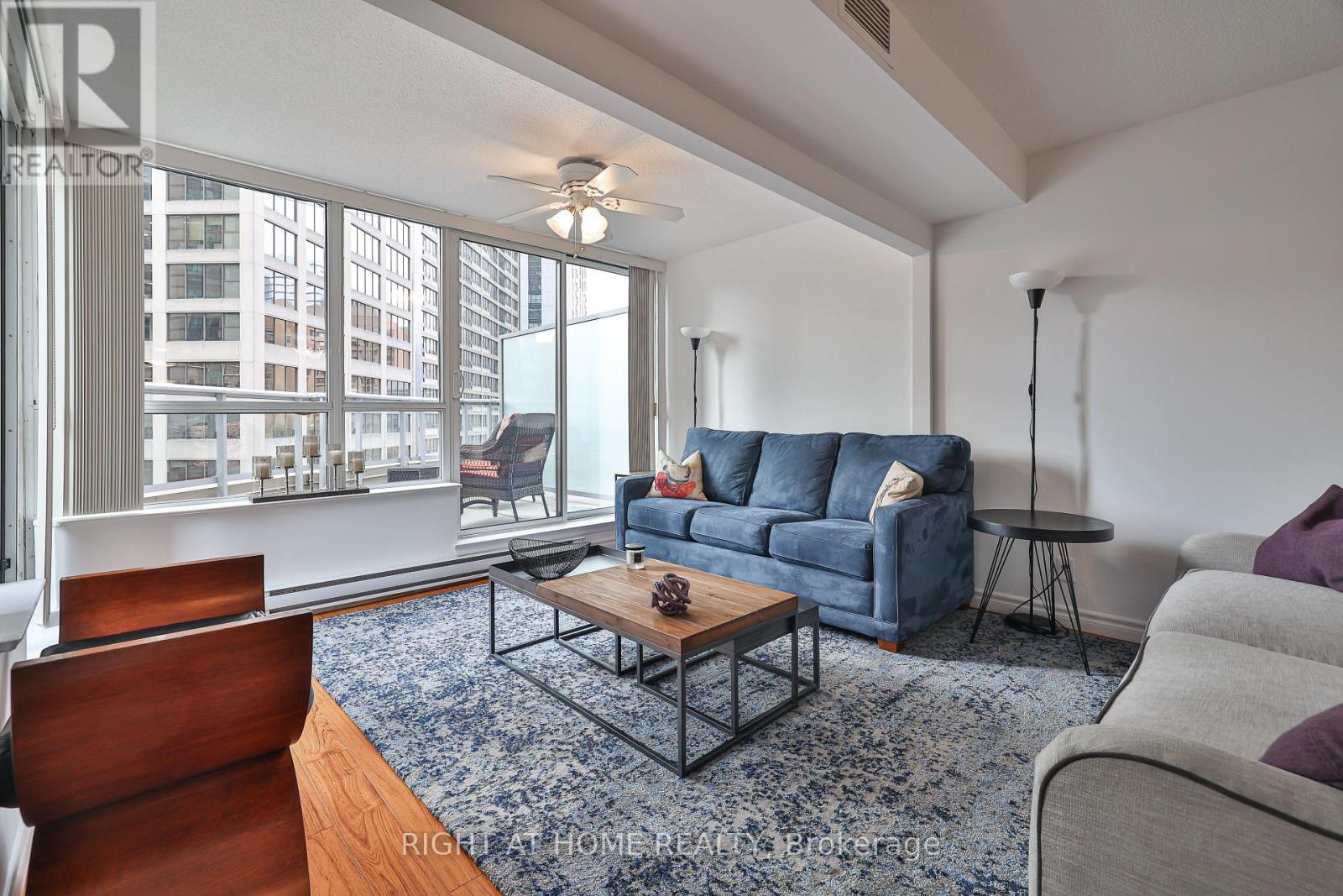 615 - 711 Bay Street S, Toronto, Ontario  M5G 2J8 - Photo 6 - C12478131