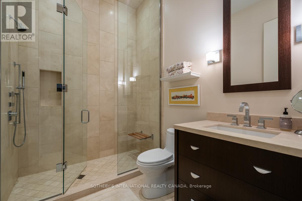 1201 - 155 Cumberland Street, Toronto, Ontario  M5R 1A2 - Photo 31 - C12478183