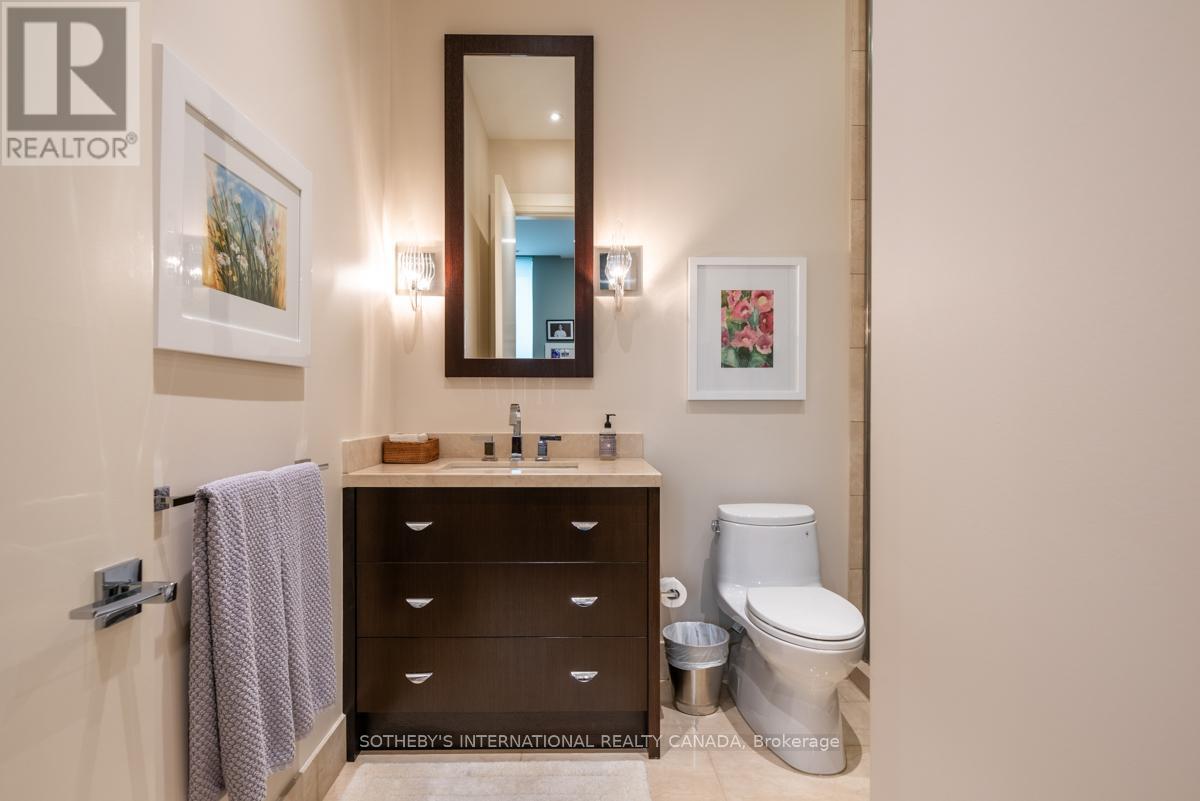 1201 - 155 Cumberland Street, Toronto, Ontario  M5R 1A2 - Photo 32 - C12478183