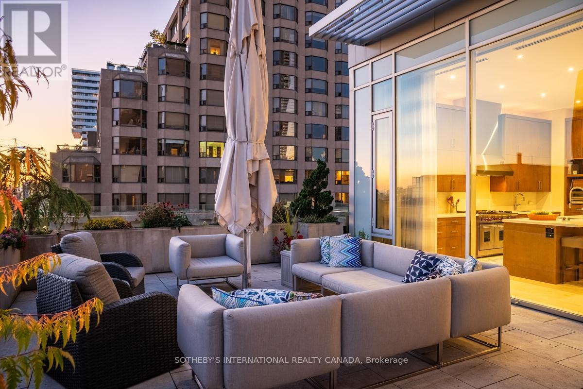1201 - 155 Cumberland Street, Toronto, Ontario  M5R 1A2 - Photo 38 - C12478183