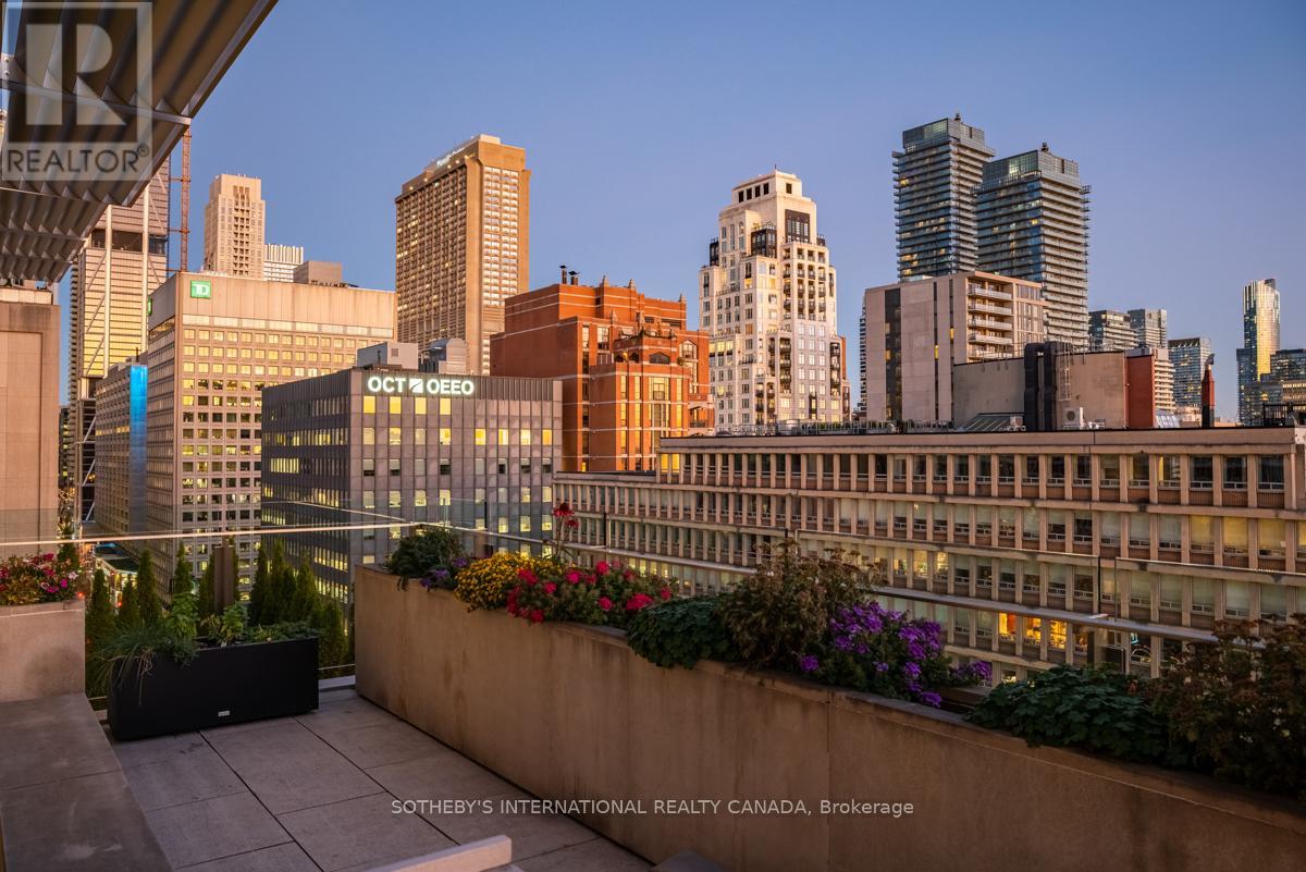 1201 - 155 Cumberland Street, Toronto, Ontario  M5R 1A2 - Photo 43 - C12478183