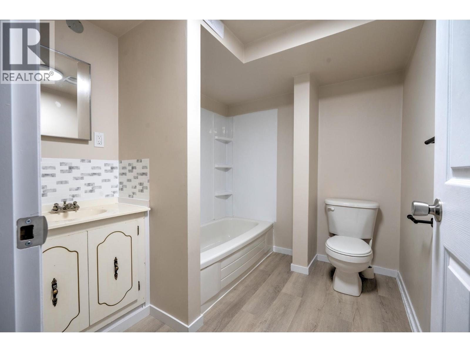 2700 Norwood Street, Prince George, British Columbia  V2N 5K7 - Photo 19 - R3061327