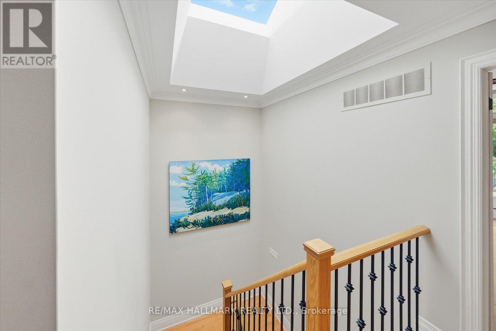37b Eastville Avenue, Toronto, Ontario  M1M 2N6 - Photo 17 - E12478055