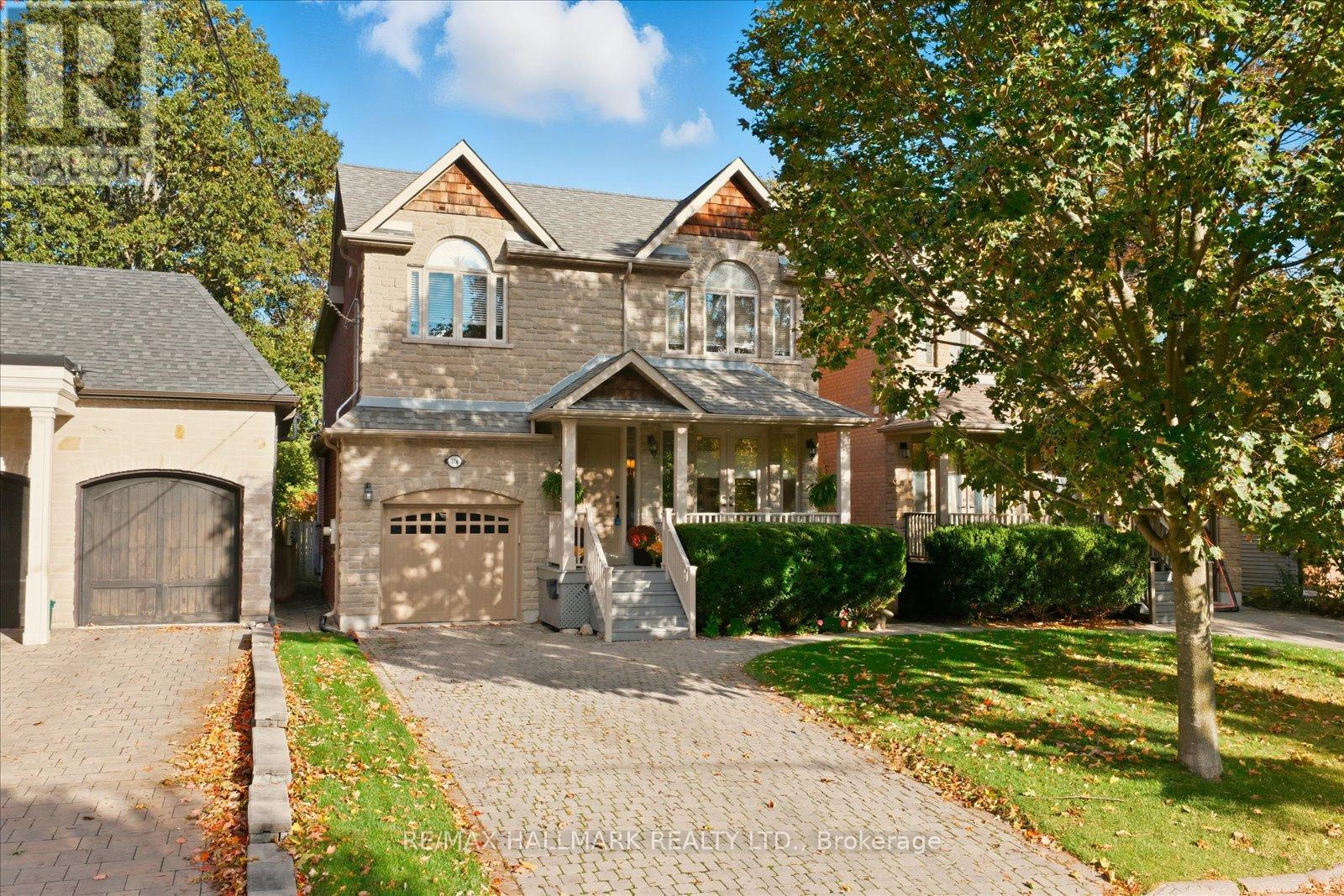 37b Eastville Avenue, Toronto, Ontario  M1M 2N6 - Photo 3 - E12478055