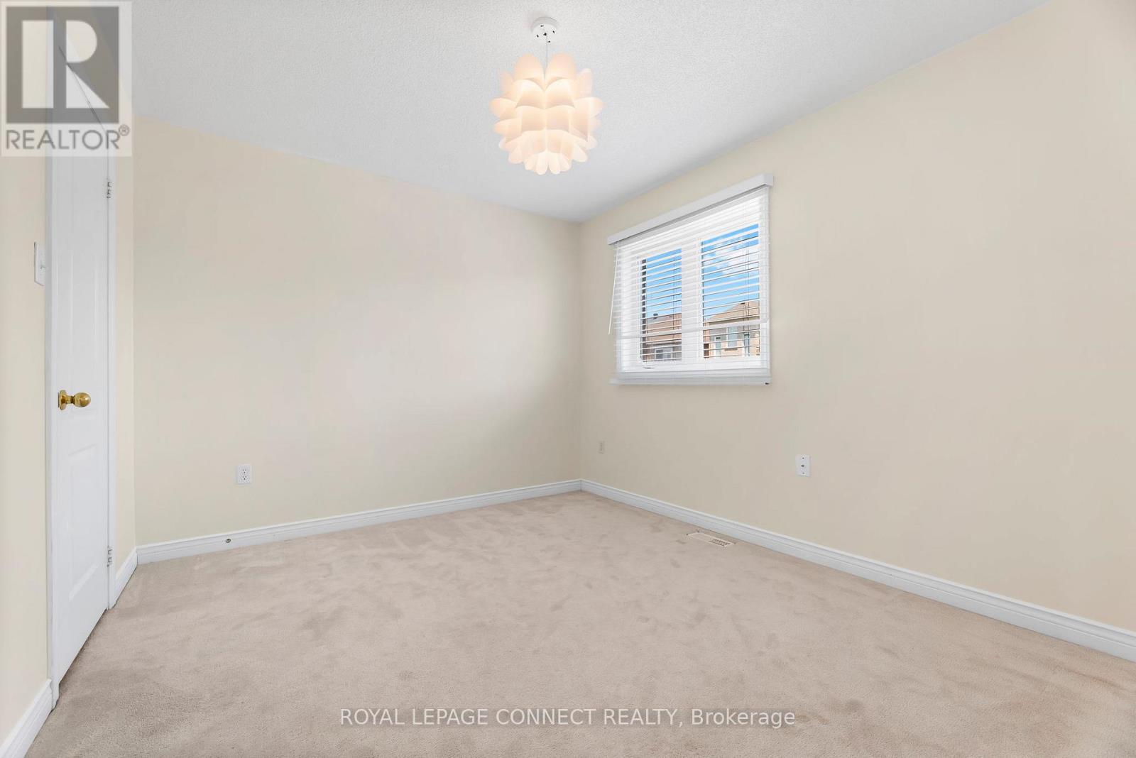 15 Root Crescent, Ajax, Ontario  L1T 4J8 - Photo 21 - E12478081