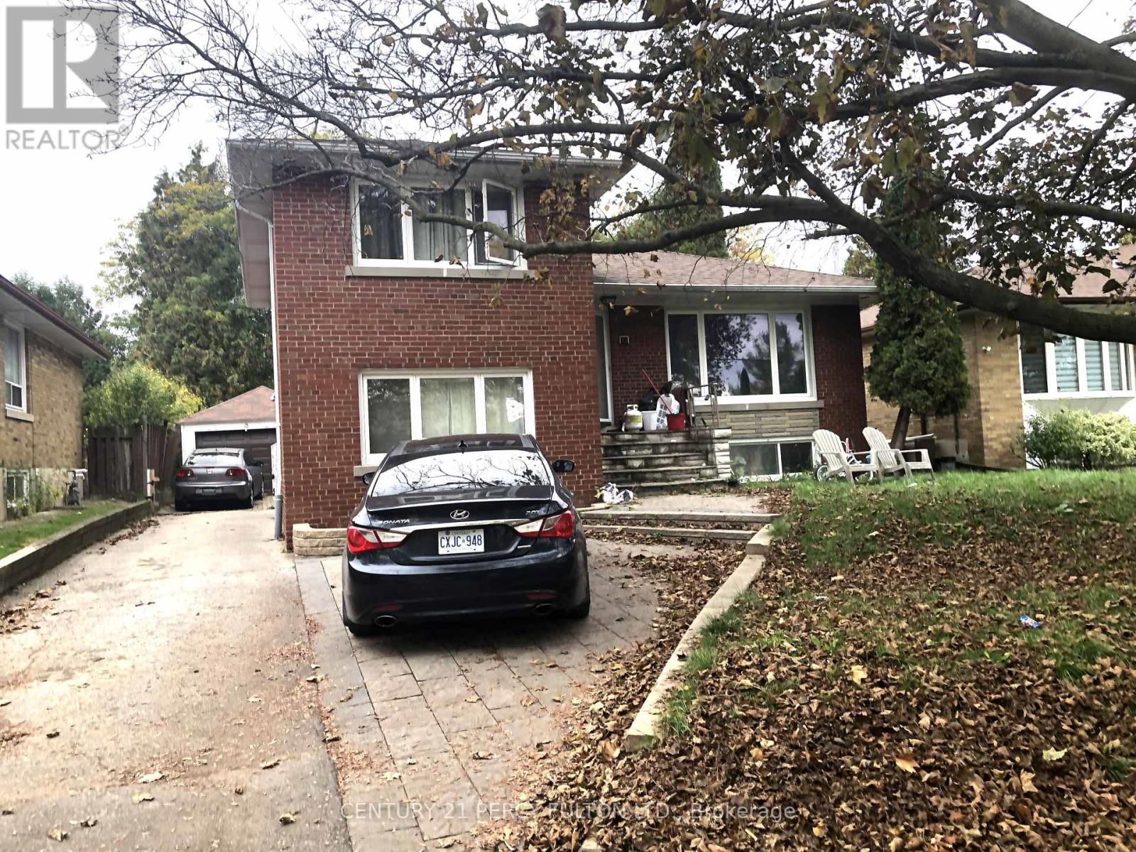 22 Perivale Crescent, Toronto, Ontario  M1J 2C1 - Photo 2 - E12478099