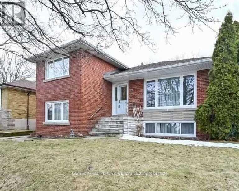 22 Perivale Crescent, Toronto, Ontario  M1J 2C1 - Photo 3 - E12478099