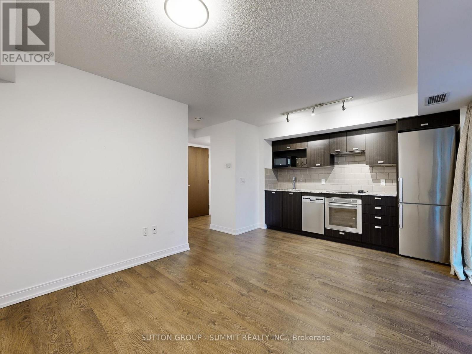 1717 - 275 Village Green Square, Toronto, Ontario  M1S 0L8 - Photo 14 - E12478138