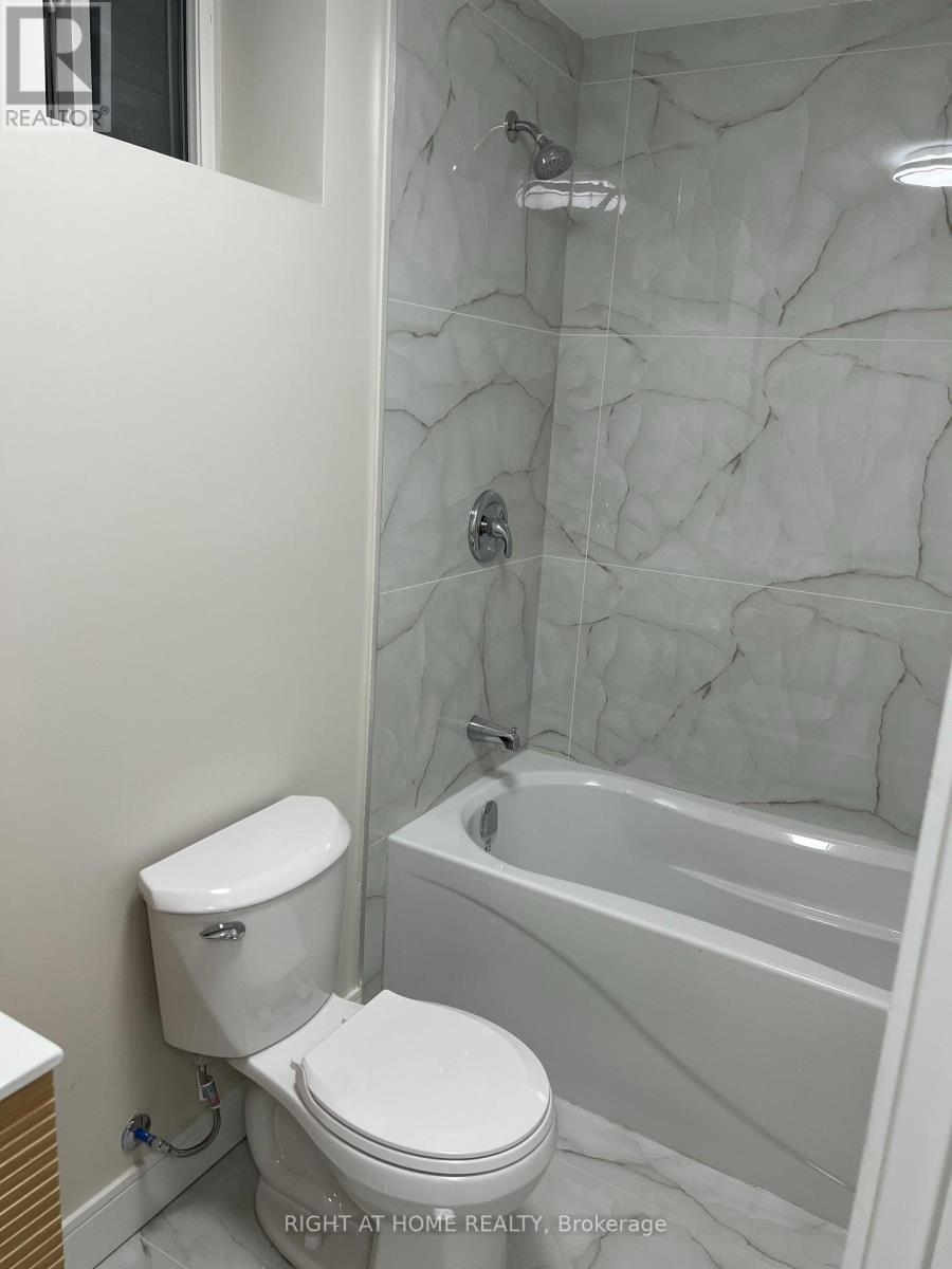 3 - 32 Cadorna Avenue, Toronto, Ontario  M4J 3W8 - Photo 14 - E12478166