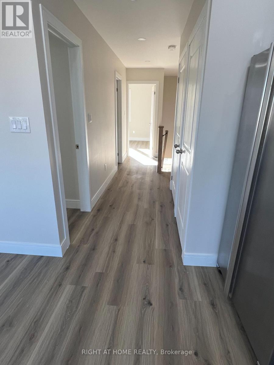 3 - 32 Cadorna Avenue, Toronto, Ontario  M4J 3W8 - Photo 26 - E12478166