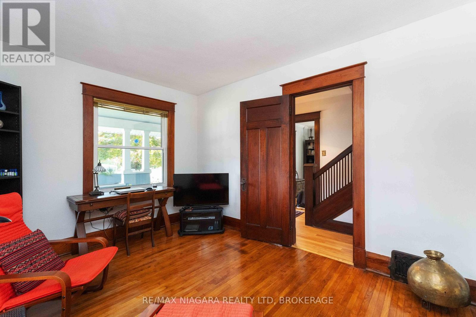 5761 Prince Edward Avenue, Niagara Falls, Ontario  L2G 5J4 - Photo 17 - X12478301