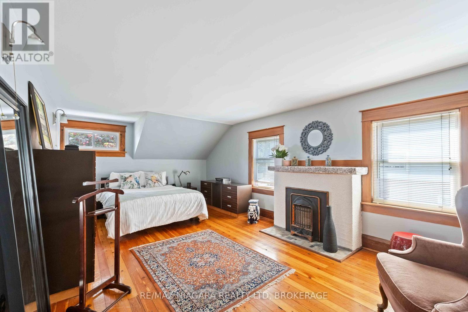 5761 Prince Edward Avenue, Niagara Falls, Ontario  L2G 5J4 - Photo 20 - X12478301