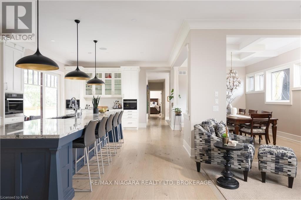 32 Breckenridge Boulevard, St. Catharines, Ontario  L2W 1A7 - Photo 13 - X12478334