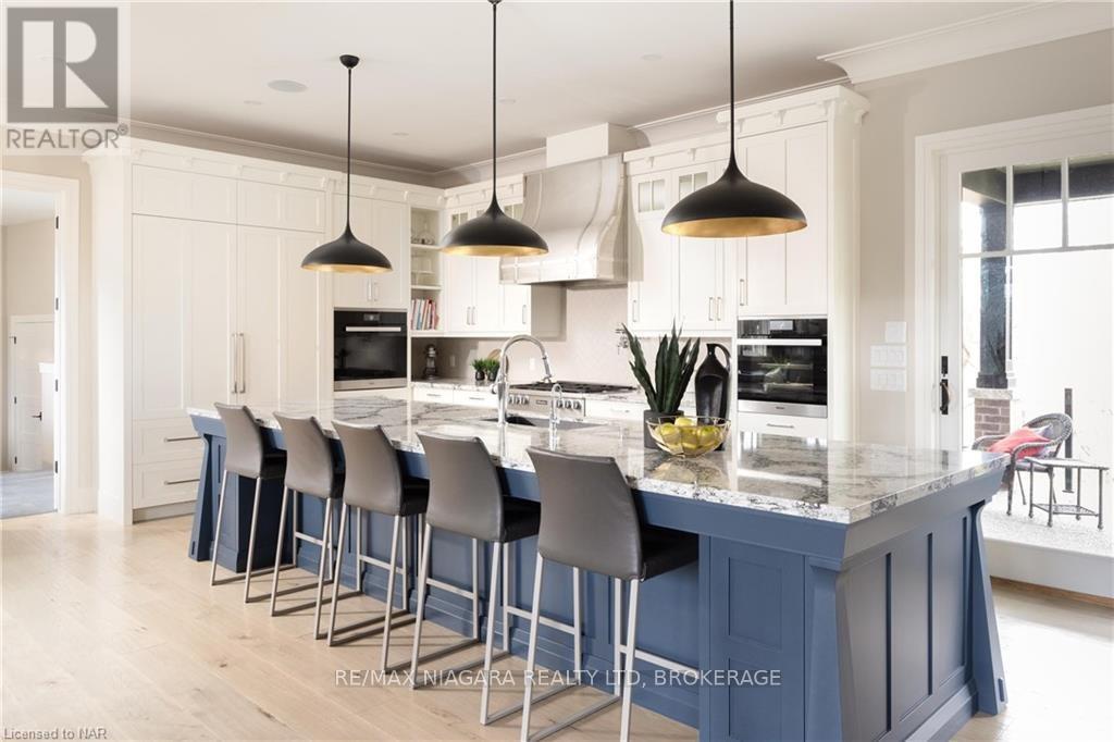 32 Breckenridge Boulevard, St. Catharines, Ontario  L2W 1A7 - Photo 14 - X12478334