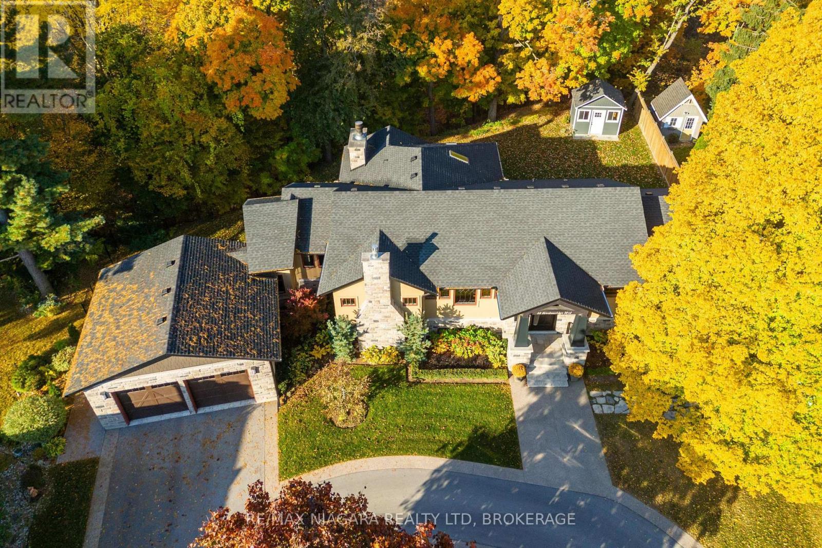 32 Breckenridge Boulevard, St. Catharines, Ontario  L2W 1A7 - Photo 7 - X12478334