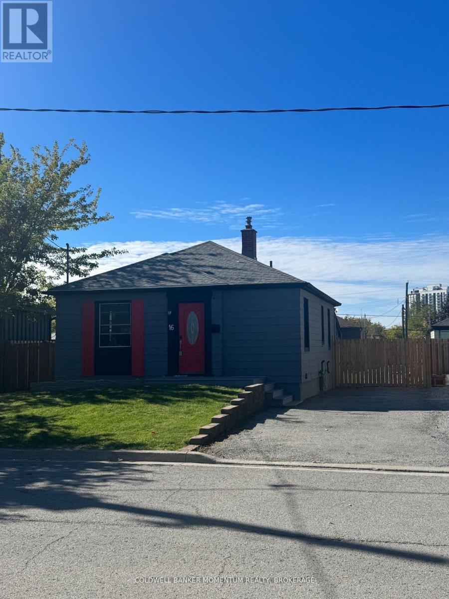 16 Princess Street, St. Catharines, Ontario  L2P 2P9 - Photo 1 - X12478369