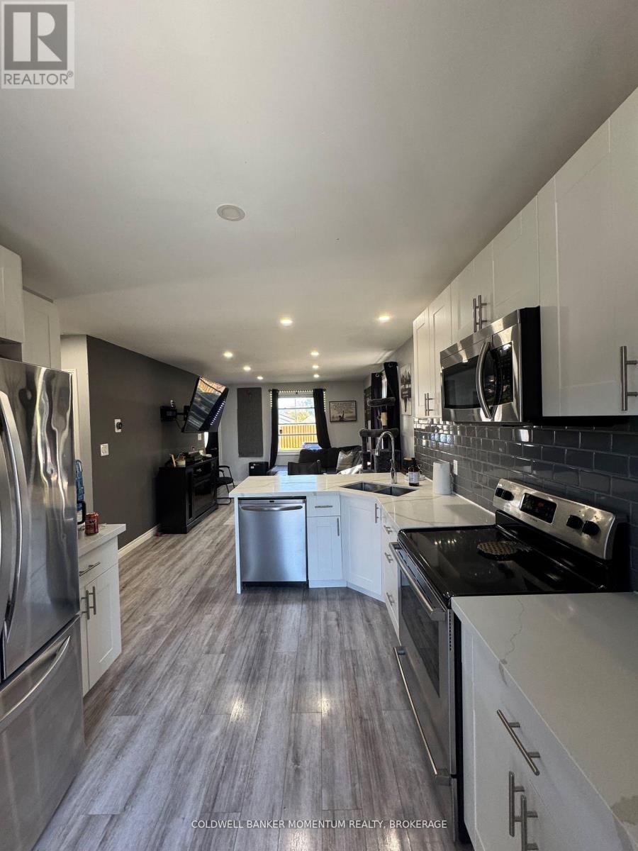 16 Princess Street, St. Catharines, Ontario  L2P 2P9 - Photo 10 - X12478369