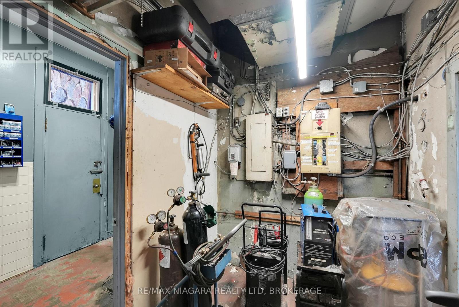 6499 Lundys Lane, Niagara Falls (Hospital), Ontario  L2G 1T9 - Photo 15 - X12478370