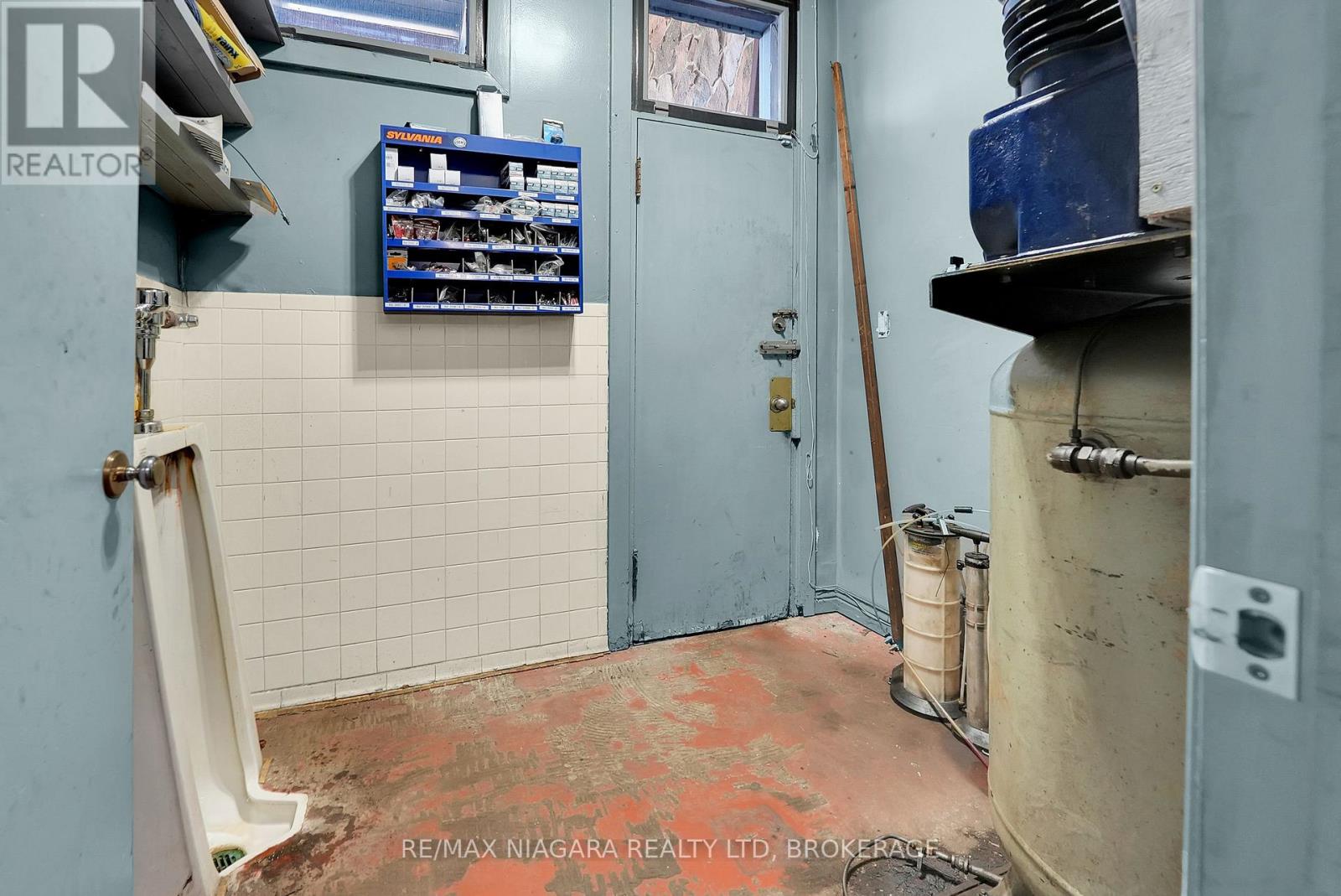 6499 Lundys Lane, Niagara Falls (Hospital), Ontario  L2G 1T9 - Photo 16 - X12478370