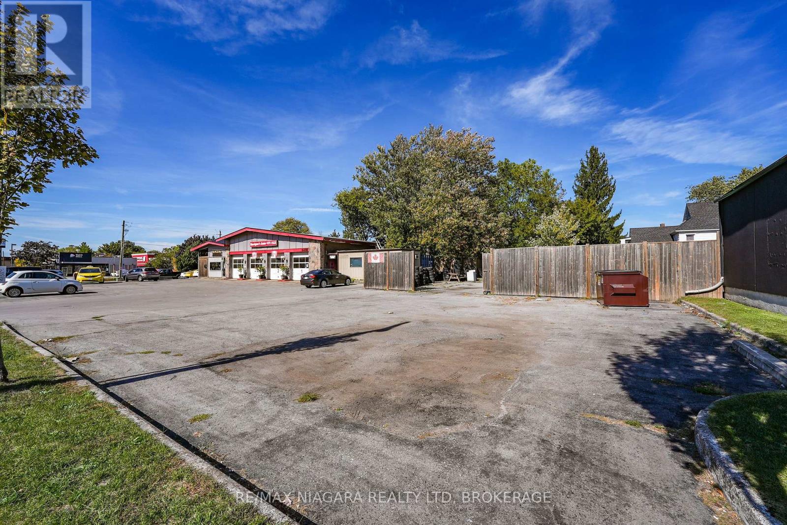 6499 Lundys Lane, Niagara Falls (Hospital), Ontario  L2G 1T9 - Photo 8 - X12478370