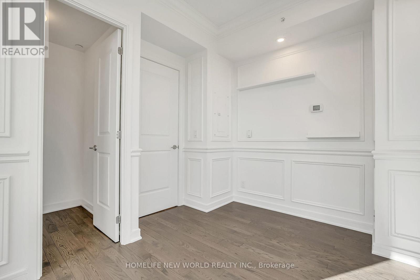 1004 - 9205 Yonge Street, Richmond Hill, Ontario  L4C 1V5 - Photo 18 - N12478024