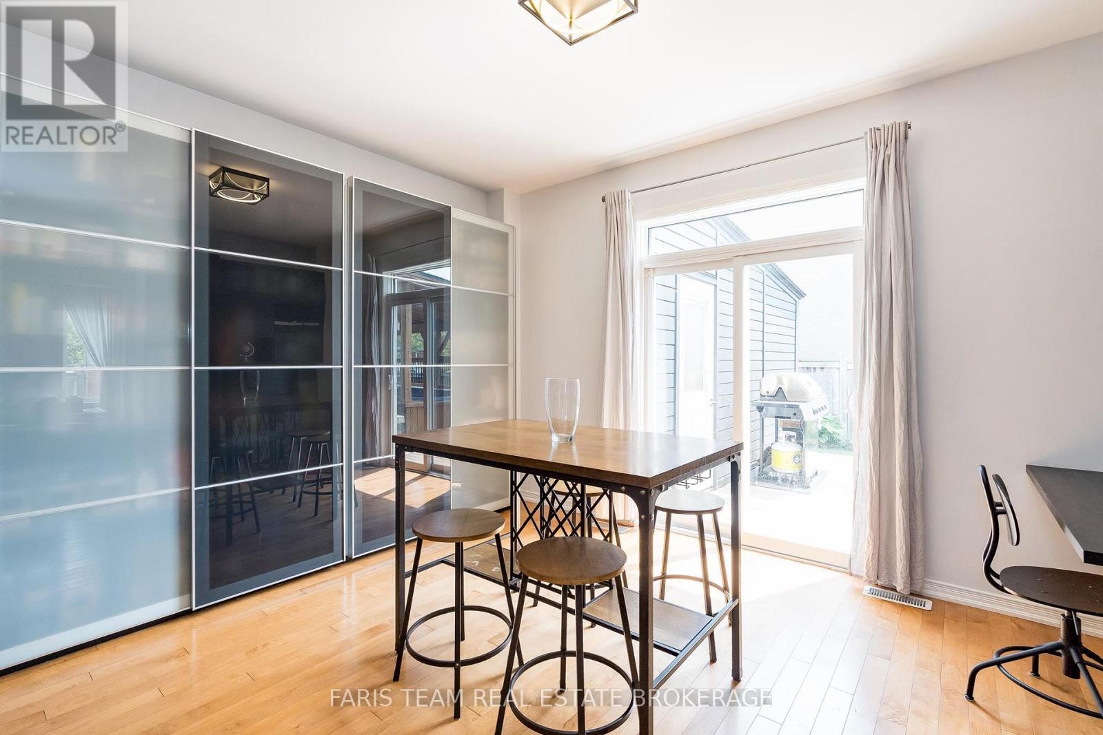 1 Carter Street, Bradford West Gwillimbury, Ontario  L3Z 0L2 - Photo 11 - N12478030