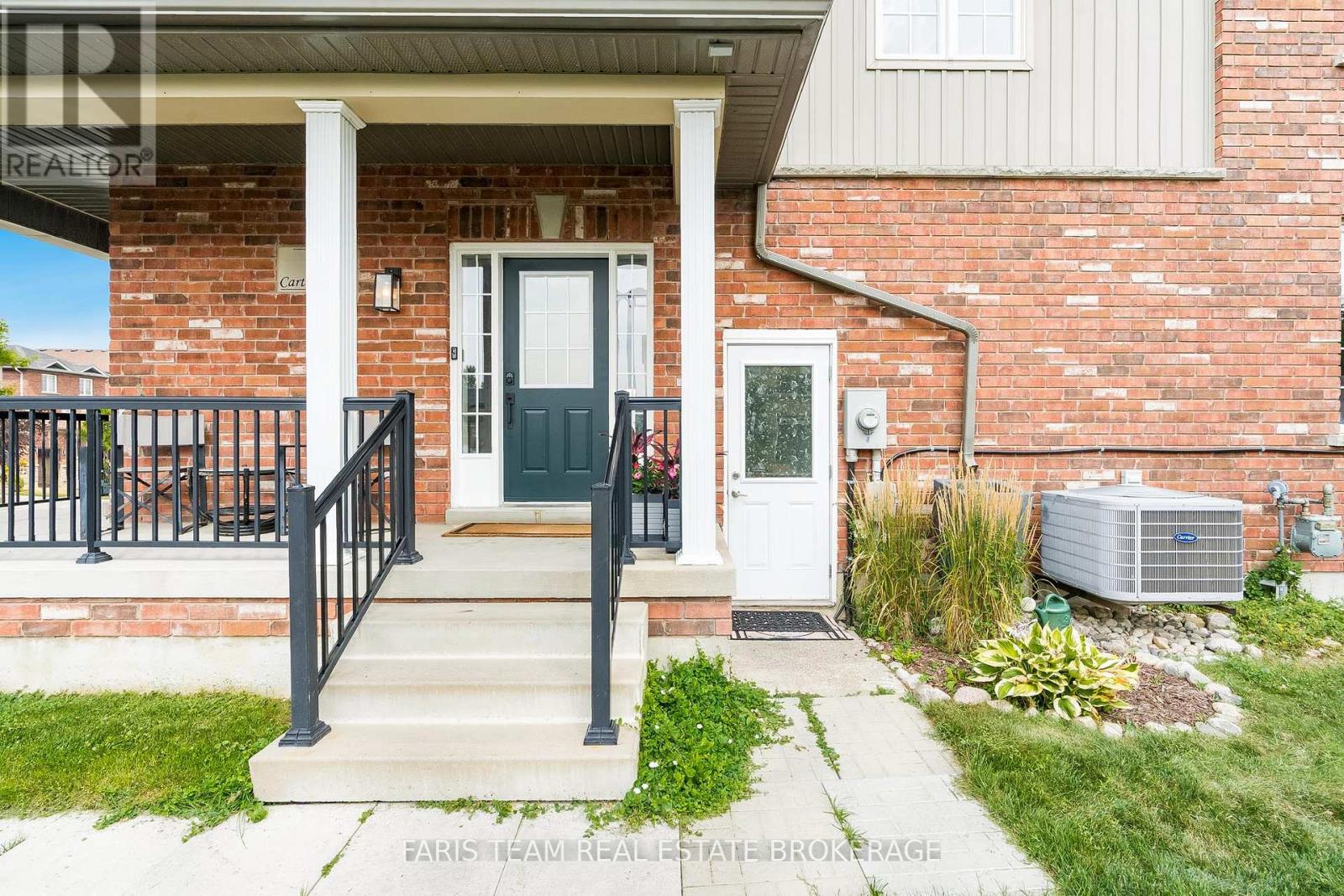 1 Carter Street, Bradford West Gwillimbury, Ontario  L3Z 0L2 - Photo 3 - N12478030
