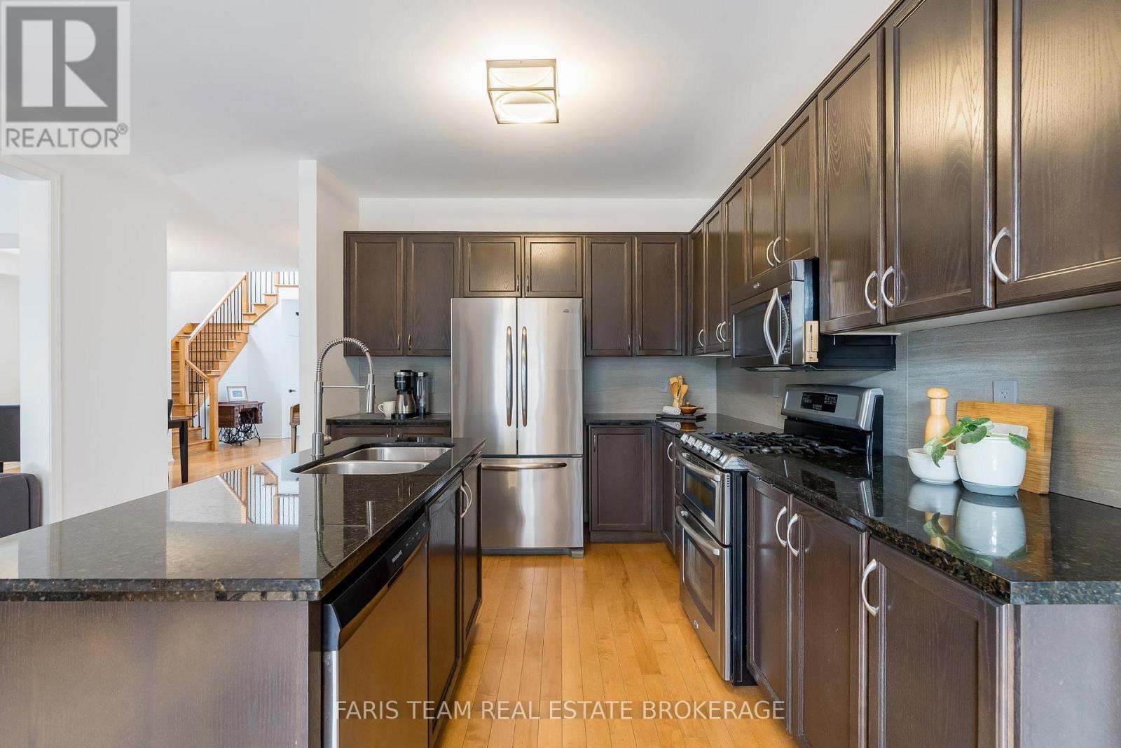 1 Carter Street, Bradford West Gwillimbury, Ontario  L3Z 0L2 - Photo 8 - N12478030