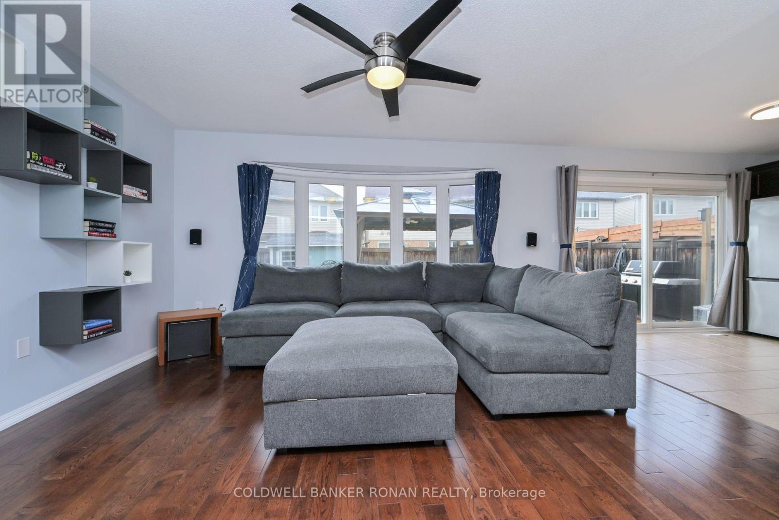 18 Ferris Lane, New Tecumseth, Ontario  L9R 0H9 - Photo 7 - N12478112