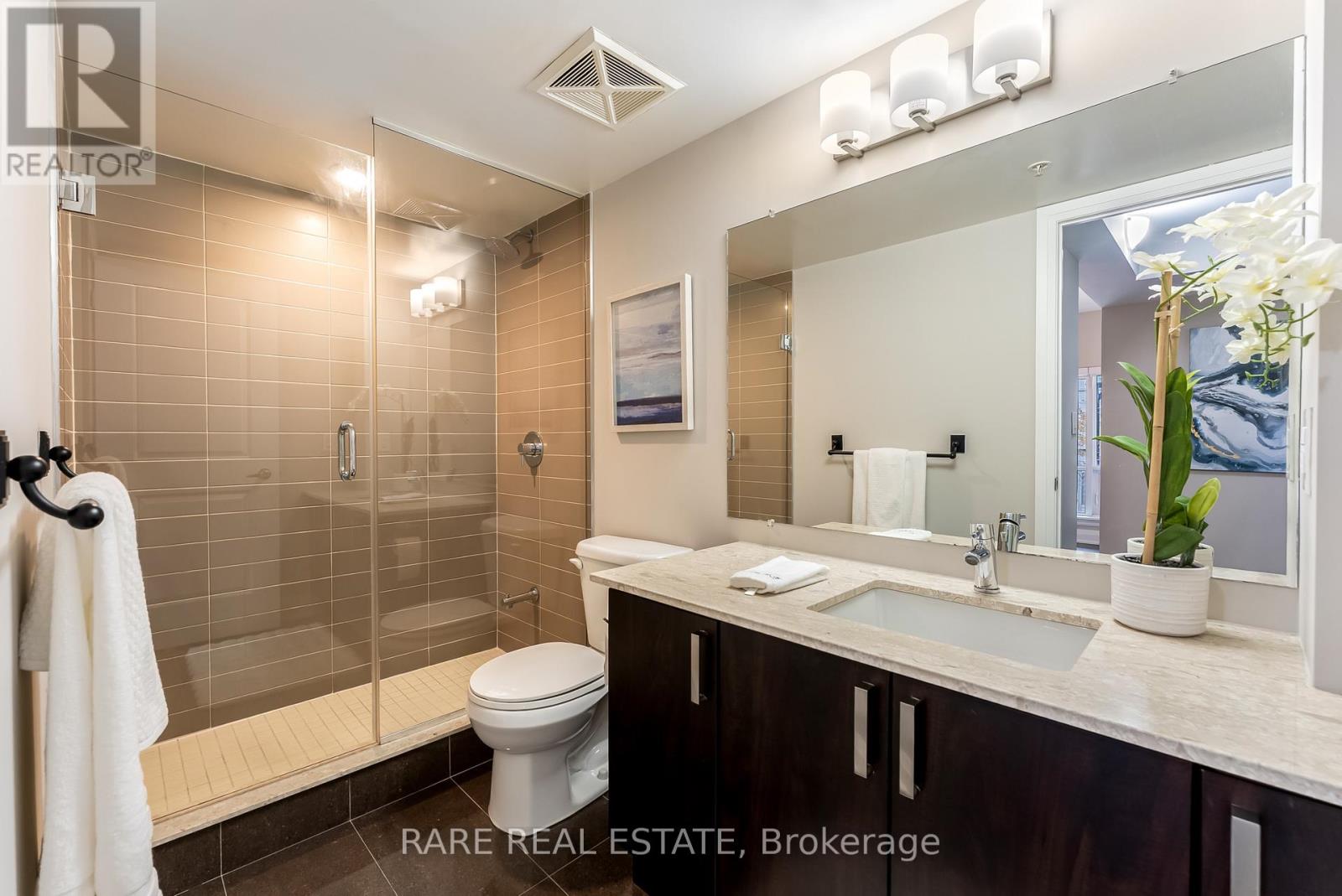118 - 24 Woodstream Boulevard, Vaughan, Ontario  L4L 8C4 - Photo 11 - N12478162
