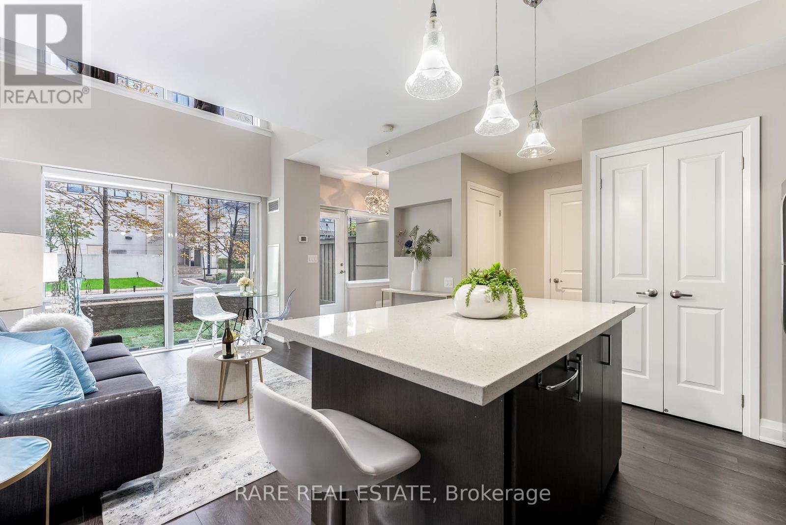 118 - 24 Woodstream Boulevard, Vaughan, Ontario  L4L 8C4 - Photo 4 - N12478162