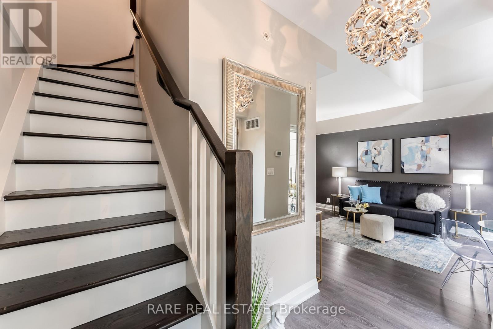 118 - 24 Woodstream Boulevard, Vaughan, Ontario  L4L 8C4 - Photo 7 - N12478162