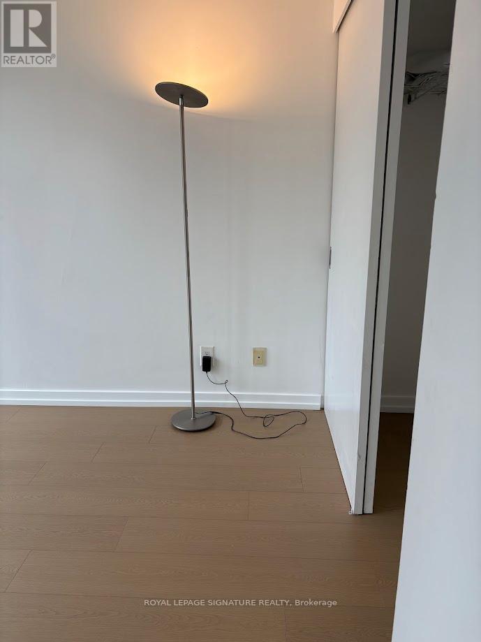 1601 - 110 Charles Street E, Toronto, Ontario  M4Y 1T5 - Photo 11 - C12478209