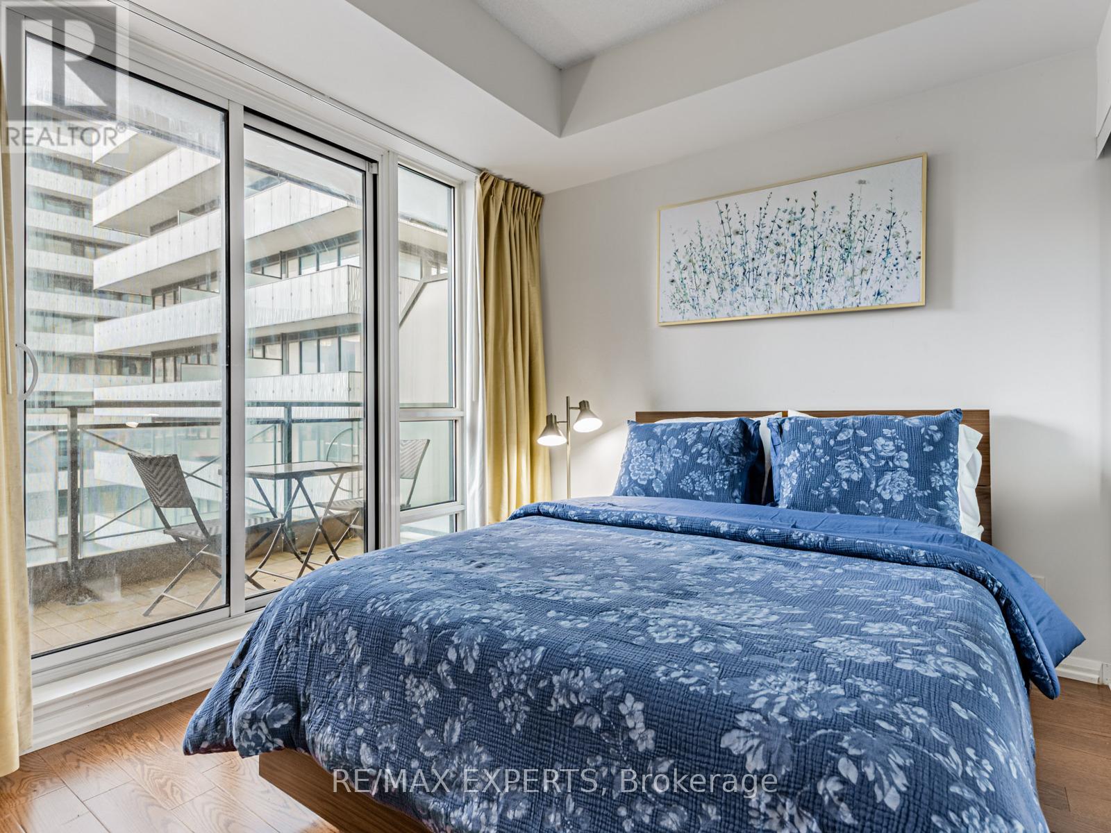 1511 - 35 Hayden Street, Toronto, Ontario  M4Y 3C3 - Photo 14 - C12478220