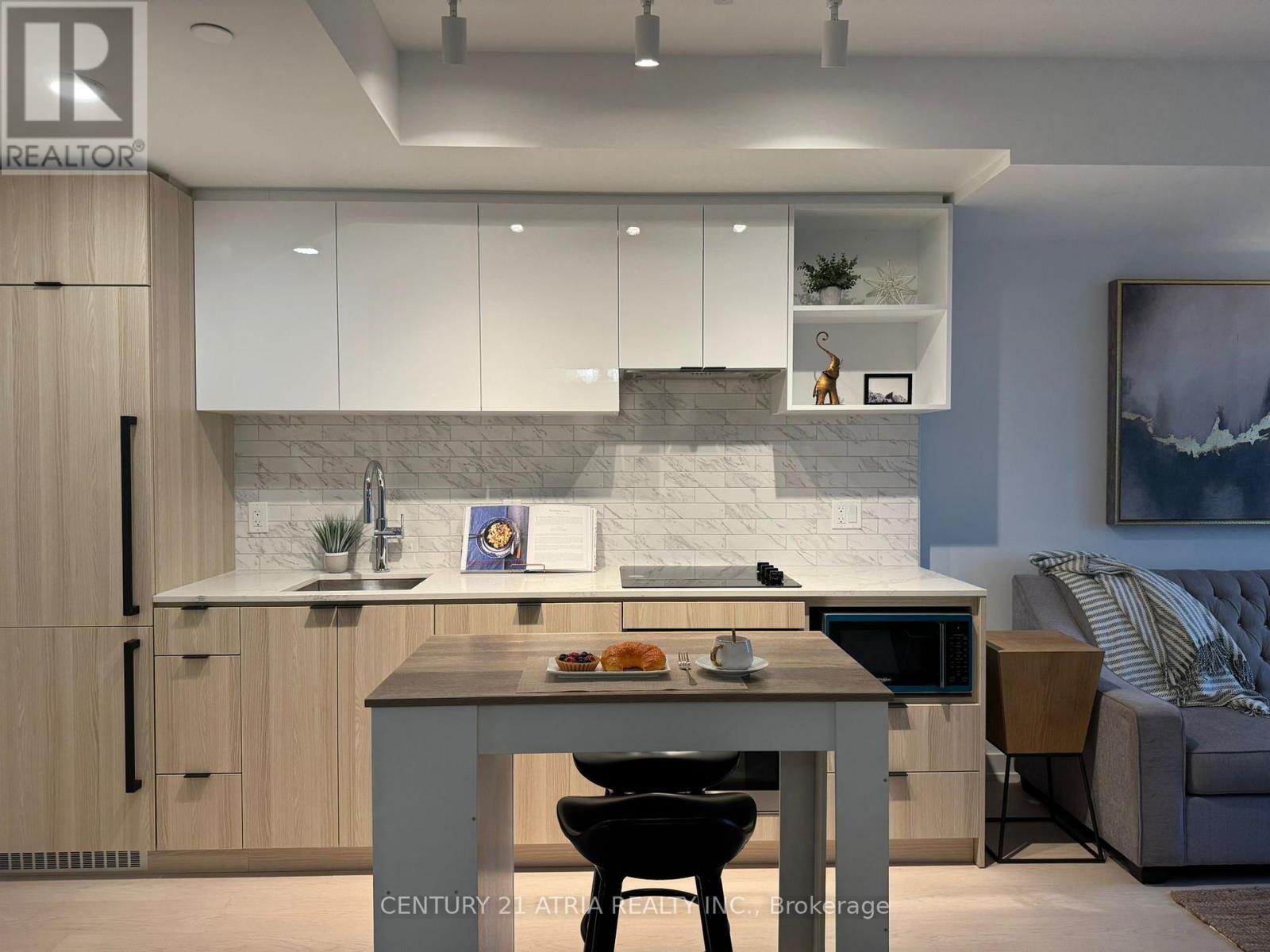 2717 - 252 Church Street, Toronto, Ontario  M5B 0E6 - Photo 2 - C12478243