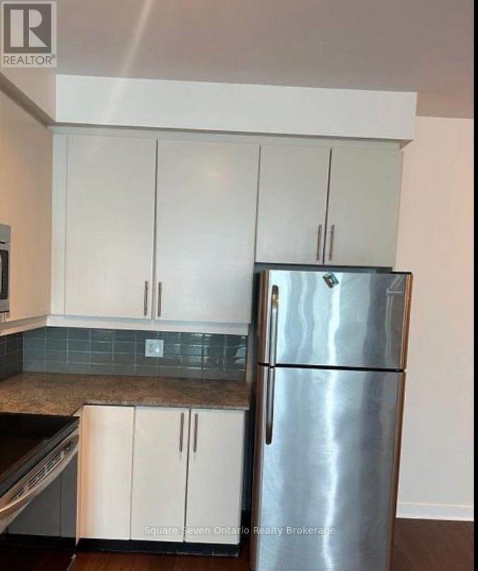 3013 - 33 Bay Street, Toronto, Ontario  M5J 2Z3 - Photo 4 - C12478257