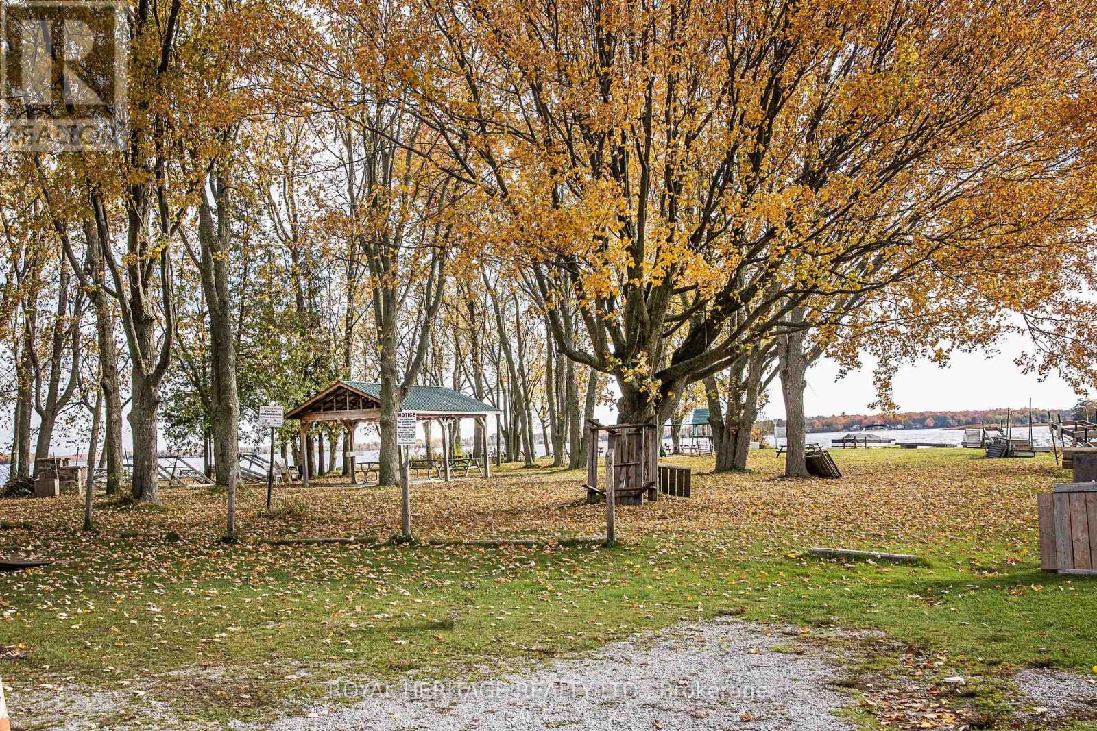 203 Crosby Drive, Kawartha Lakes, Ontario  K0M 1A0 - Photo 25 - X12478391