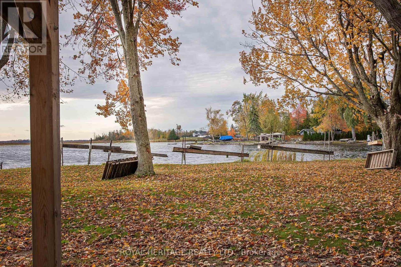 203 Crosby Drive, Kawartha Lakes, Ontario  K0M 1A0 - Photo 29 - X12478391