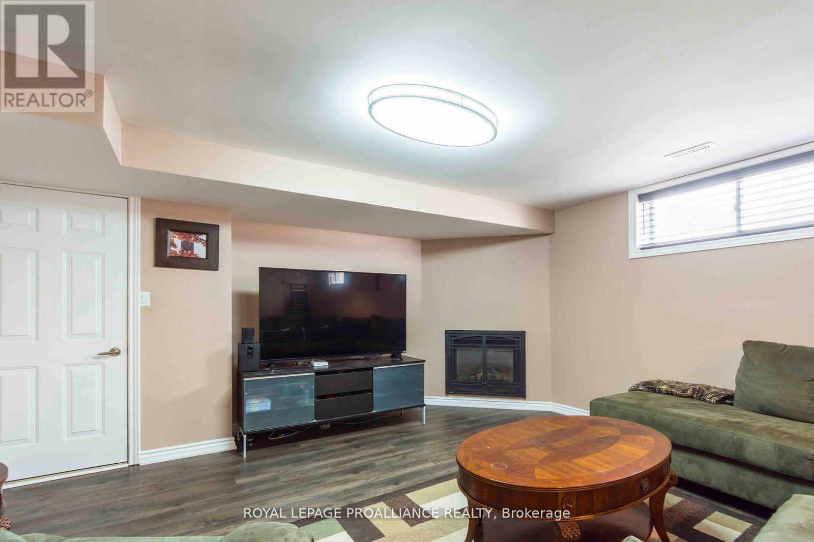 35 Forest Valley Drive, Quinte West, Ontario  K0K 2C0 - Photo 22 - X12478408