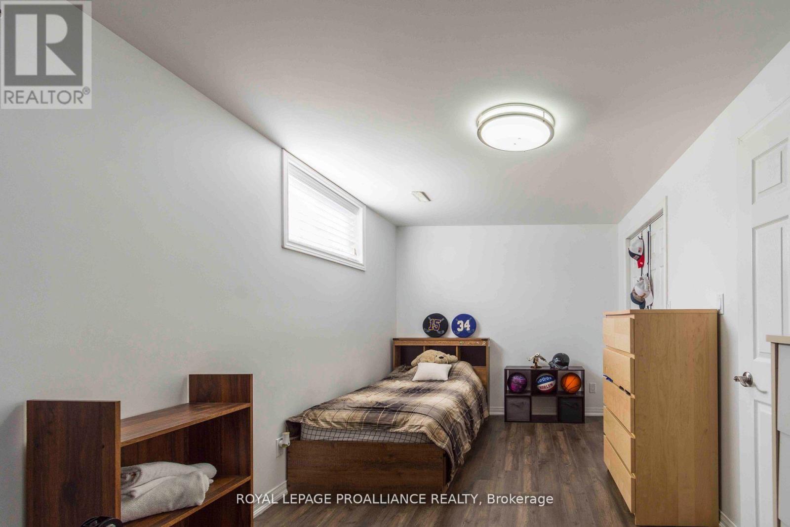 35 Forest Valley Drive, Quinte West, Ontario  K0K 2C0 - Photo 25 - X12478408