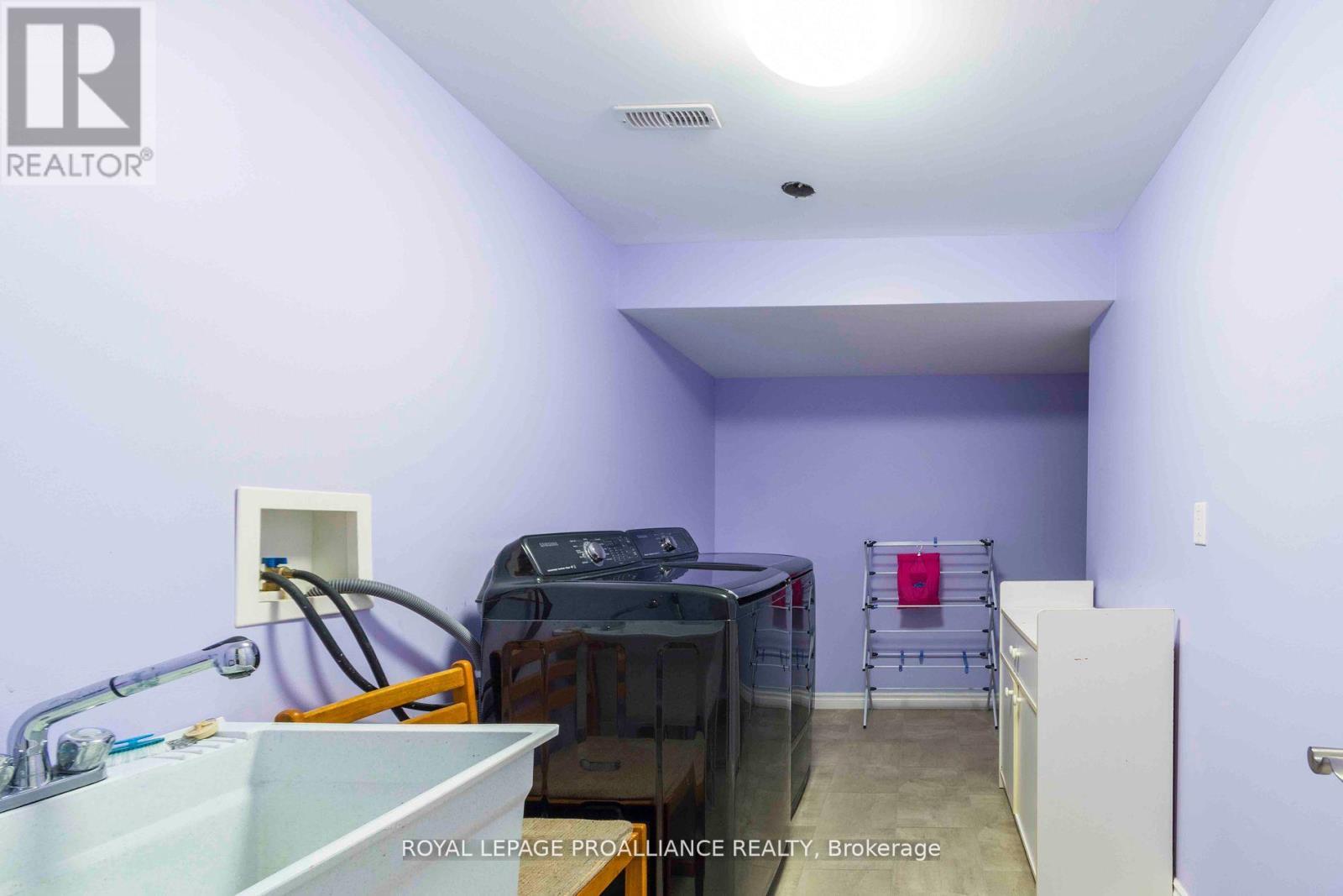 35 Forest Valley Drive, Quinte West, Ontario  K0K 2C0 - Photo 28 - X12478408