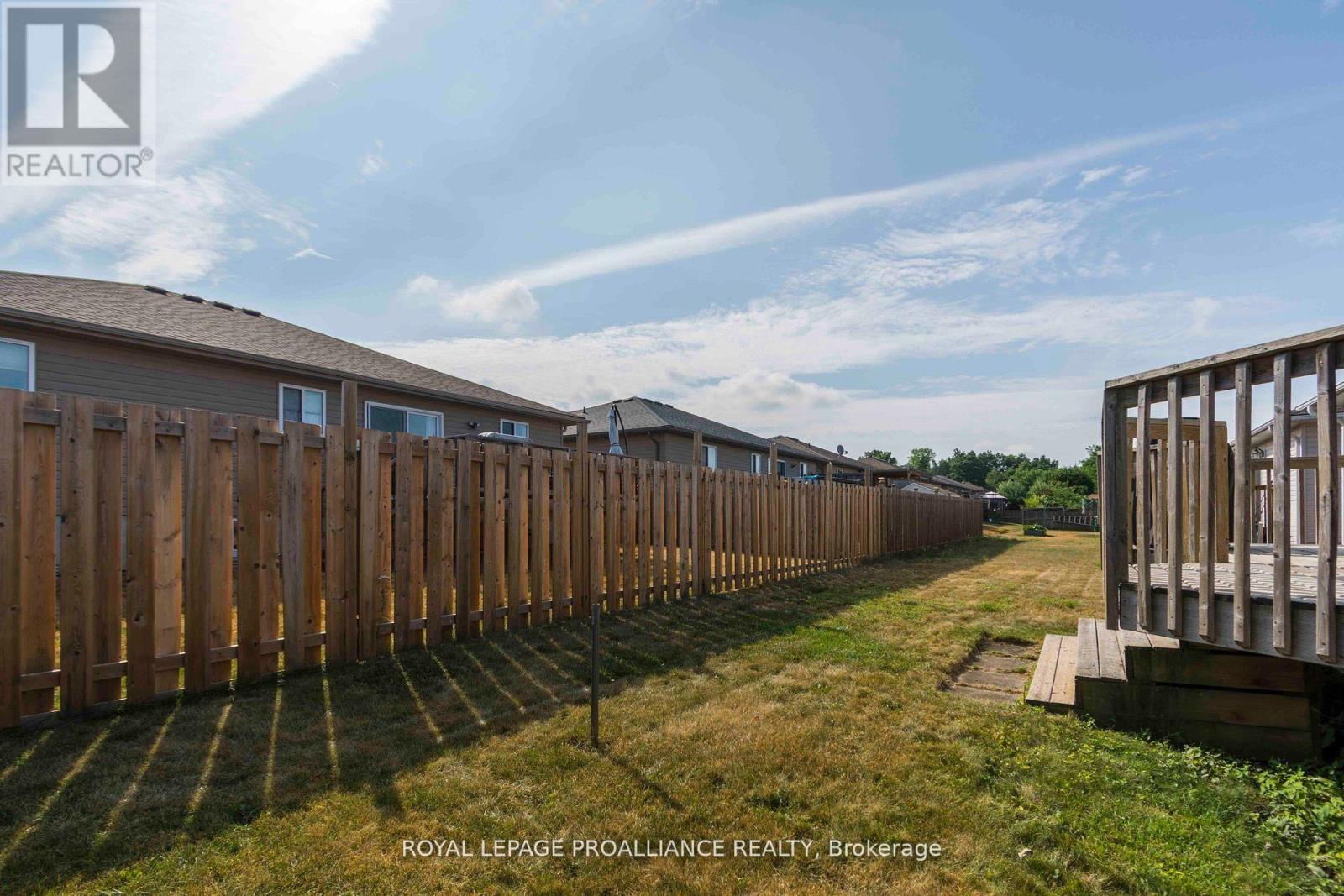 35 Forest Valley Drive, Quinte West, Ontario  K0K 2C0 - Photo 29 - X12478408