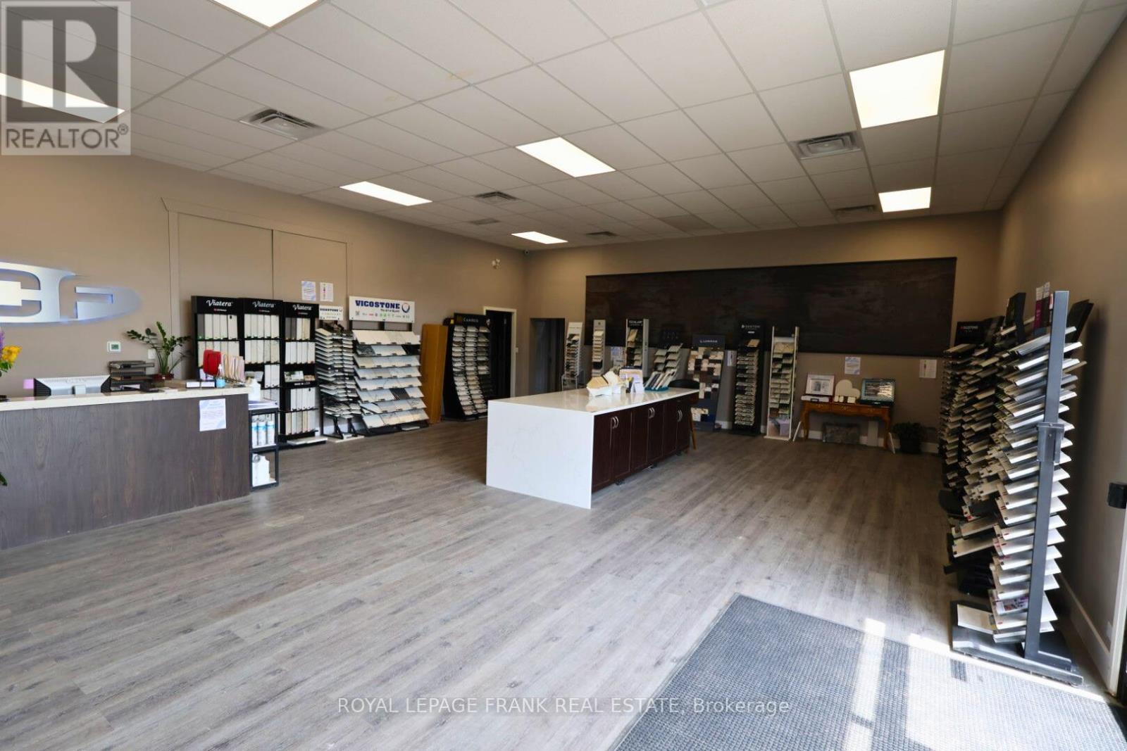 2075 Davis Road, Cavan Monaghan, Ontario  K9J 6X4 - Photo 14 - X12478423