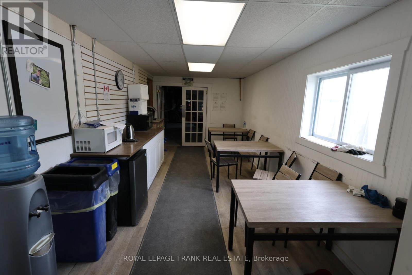 2075 Davis Road, Cavan Monaghan, Ontario  K9J 6X4 - Photo 21 - X12478423