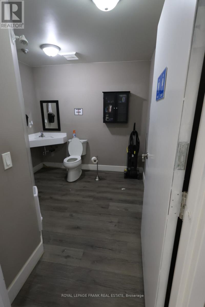 2075 Davis Road, Cavan Monaghan, Ontario  K9J 6X4 - Photo 25 - X12478423