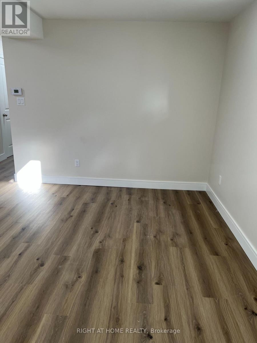 4 - 32 Cadorna Avenue, Toronto, Ontario  M4J 3W8 - Photo 15 - E12478198