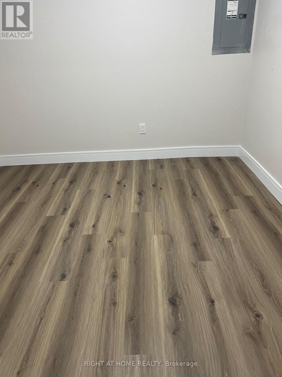 4 - 32 Cadorna Avenue, Toronto, Ontario  M4J 3W8 - Photo 22 - E12478198