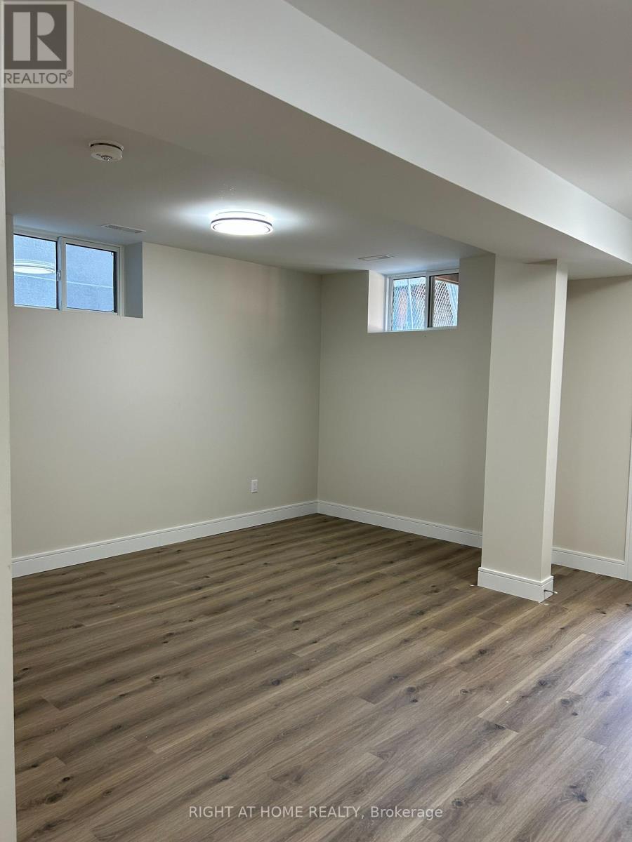 4 - 32 Cadorna Avenue, Toronto, Ontario  M4J 3W8 - Photo 4 - E12478198
